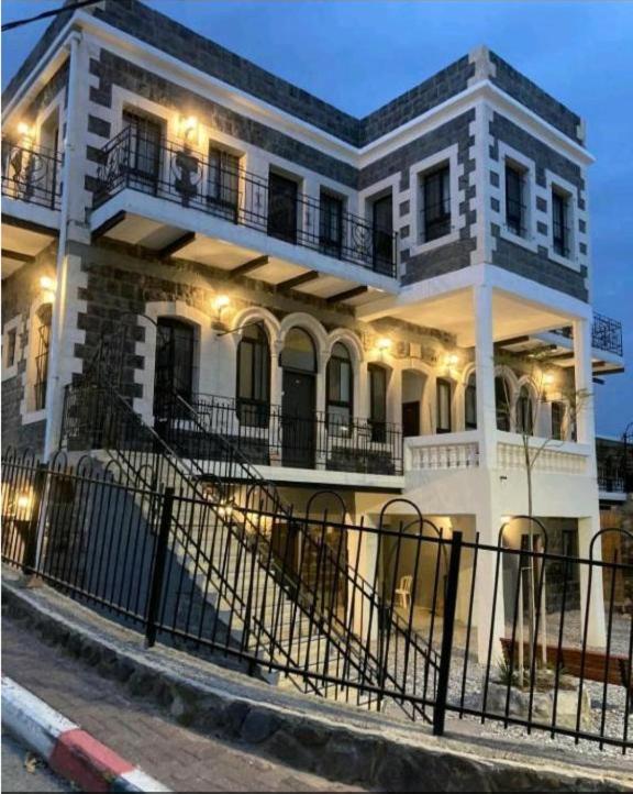 יחידת אירוח בבית ורדי Tiberias Exteriér fotografie